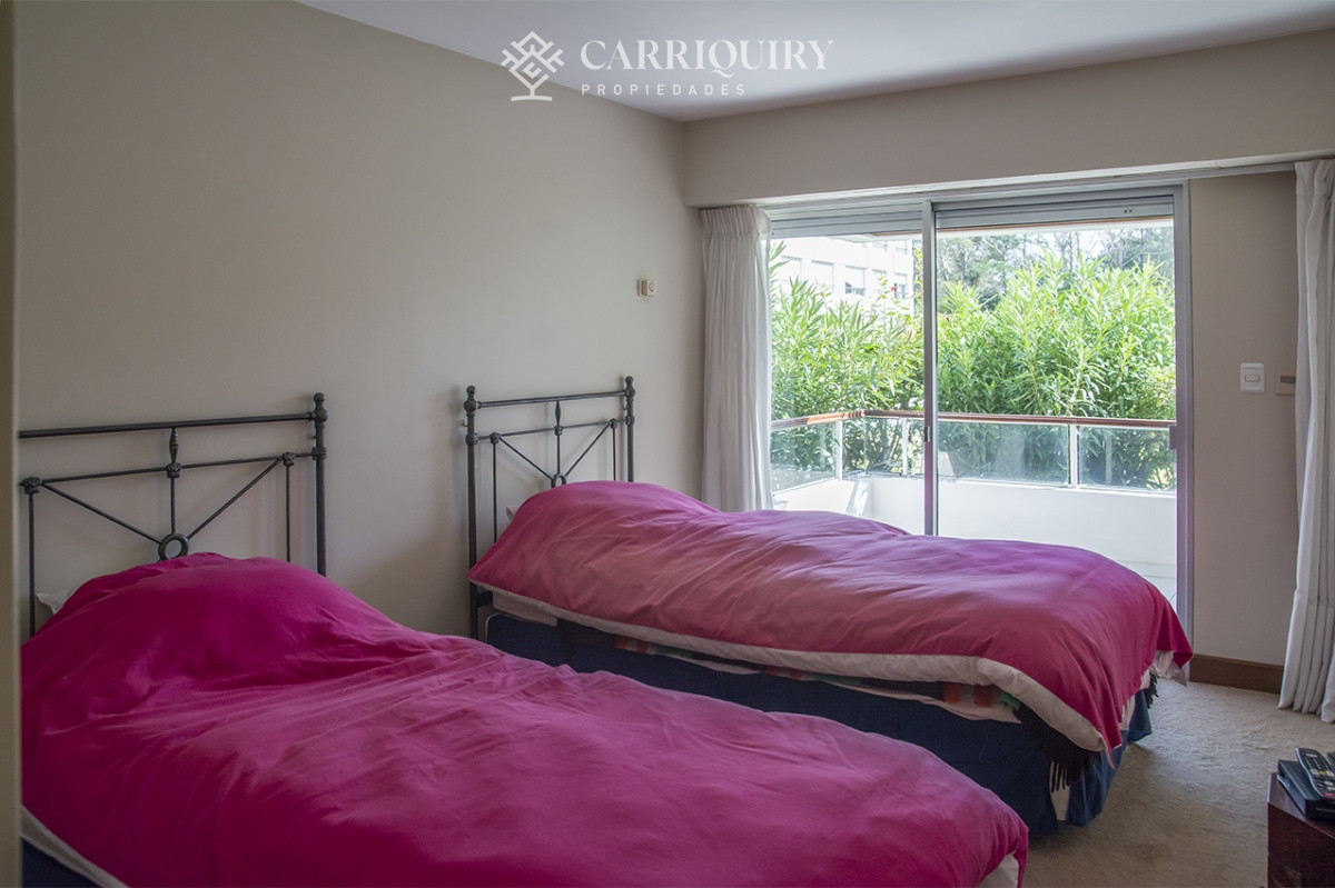 Apartamento ID.9583/Le-Parc - Apartamento de 4 dormitorios en Punta del Este frente al mar en Playa Brava