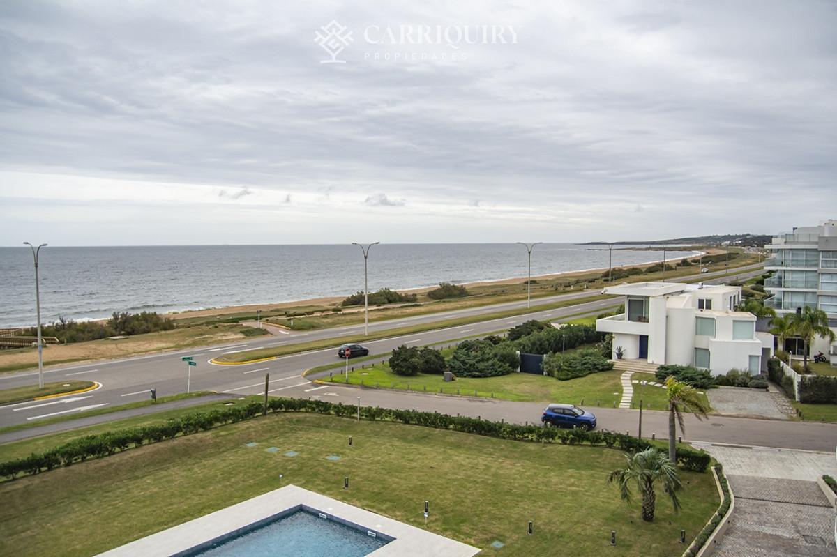 Apartamento ID.7948 - Apartamento de 2 dormitorios en Playa Mansa , Punta del este 