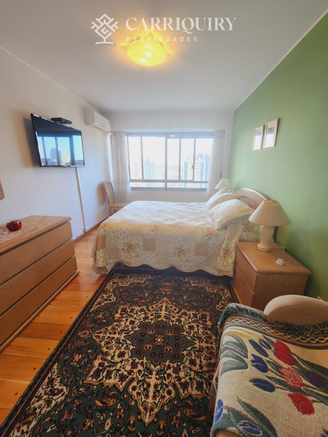 Apartamento ID.9781 - Apartamento en venta frente al mar, 3 dormitorios. Parquemar Center