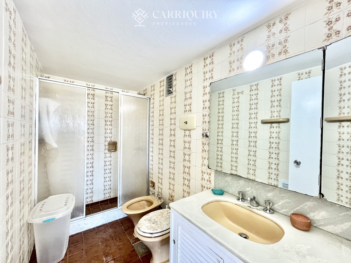 Apartamento ID.7621 - Apartamento en venta 2 dormitorios Playa Mansa, Punta del Este