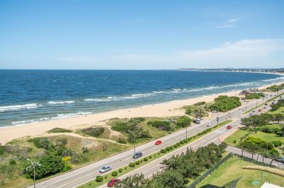 Departamento de 3 suites en Alquiler frente al mar. Venetian Luxury, Punta del Este