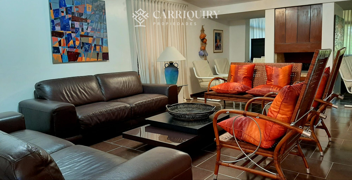 Casa ID.6862 - Departamento de 4 dormitorios en venta en Playa Brava