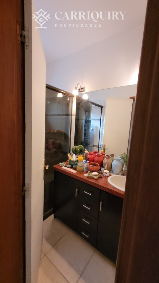 Casa ID.9694 - Casa de 3 dormitorios en Barrio Cantegril en venta, excelente ubicación 