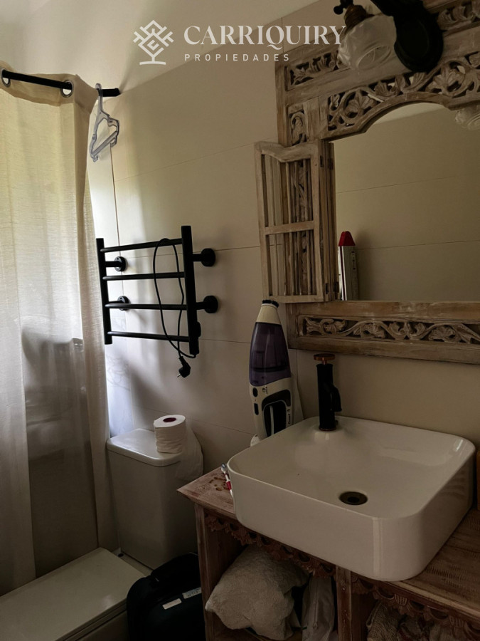 Casa ID.10735/Excelente-chalet-de-5-dormitorios-en-venta-a-pasos-de-Playa-Mansa-Punta-del-Este - Casa a la venta 3 dormitorios en Punta del Este Rincon del indio