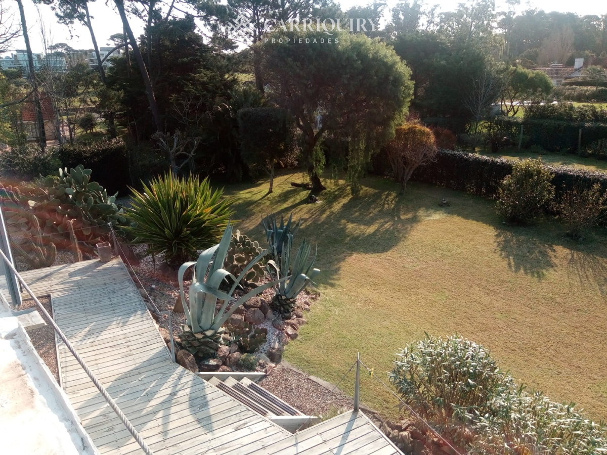 Casa ID.6859/Zona-Faro-con-vista-franca-al-mar.-Producto-exclusivo - Hermosa casa en venta de 2 dormitorios.