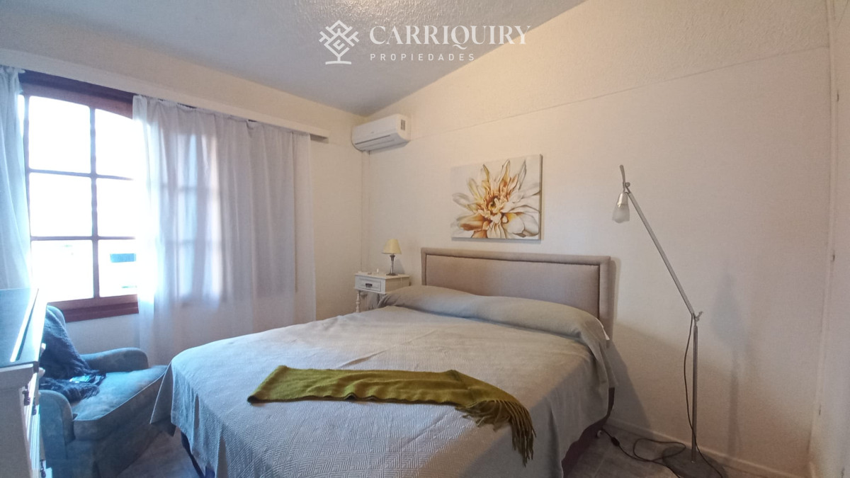 Casa ID.6747/Casa-en-venta-con-vista-al-mar - Vende casa de 3 dormitorios (incluye depp), en Parada 4 de Playa Mansa, Punta del Este 