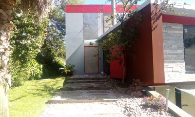 Hermosa casa en venta de 2 dormitorios.
