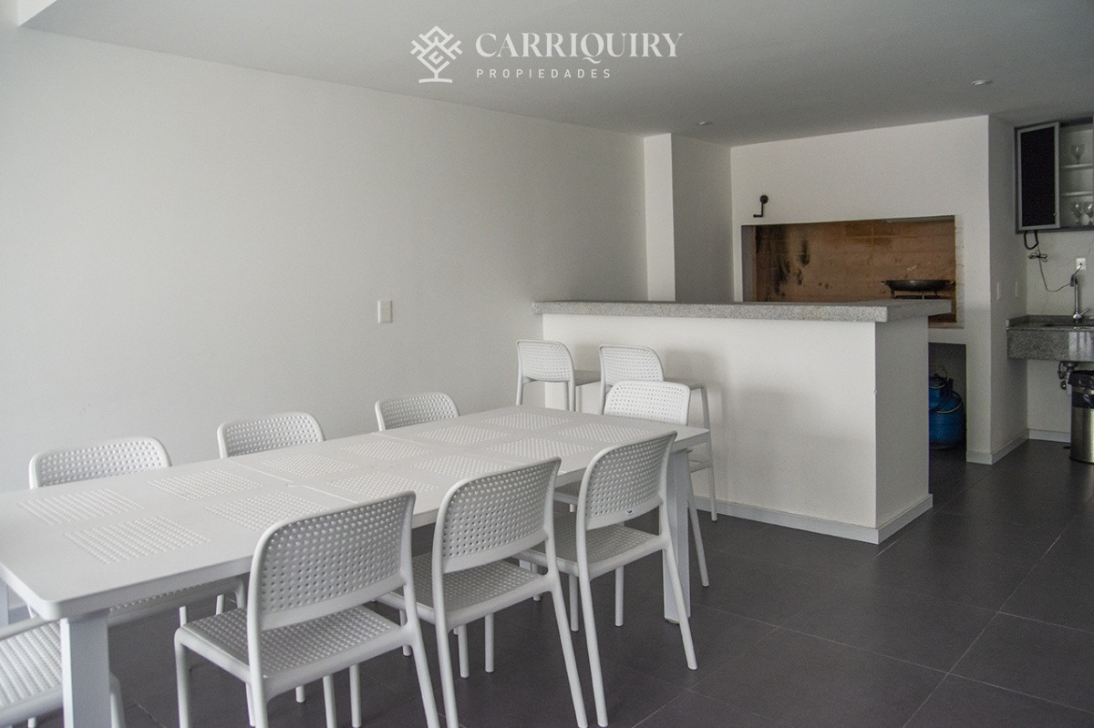 Apartamento ID.6488 - Vende apartamento. Edificio Bonaire. 3 dormitorios con servicios. Brava, Peninsula, Punta del Este