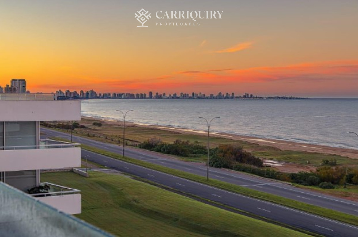 Apartamento ID.7950 - Departamento de 2 suites + depedencia en venta Frente al mar.