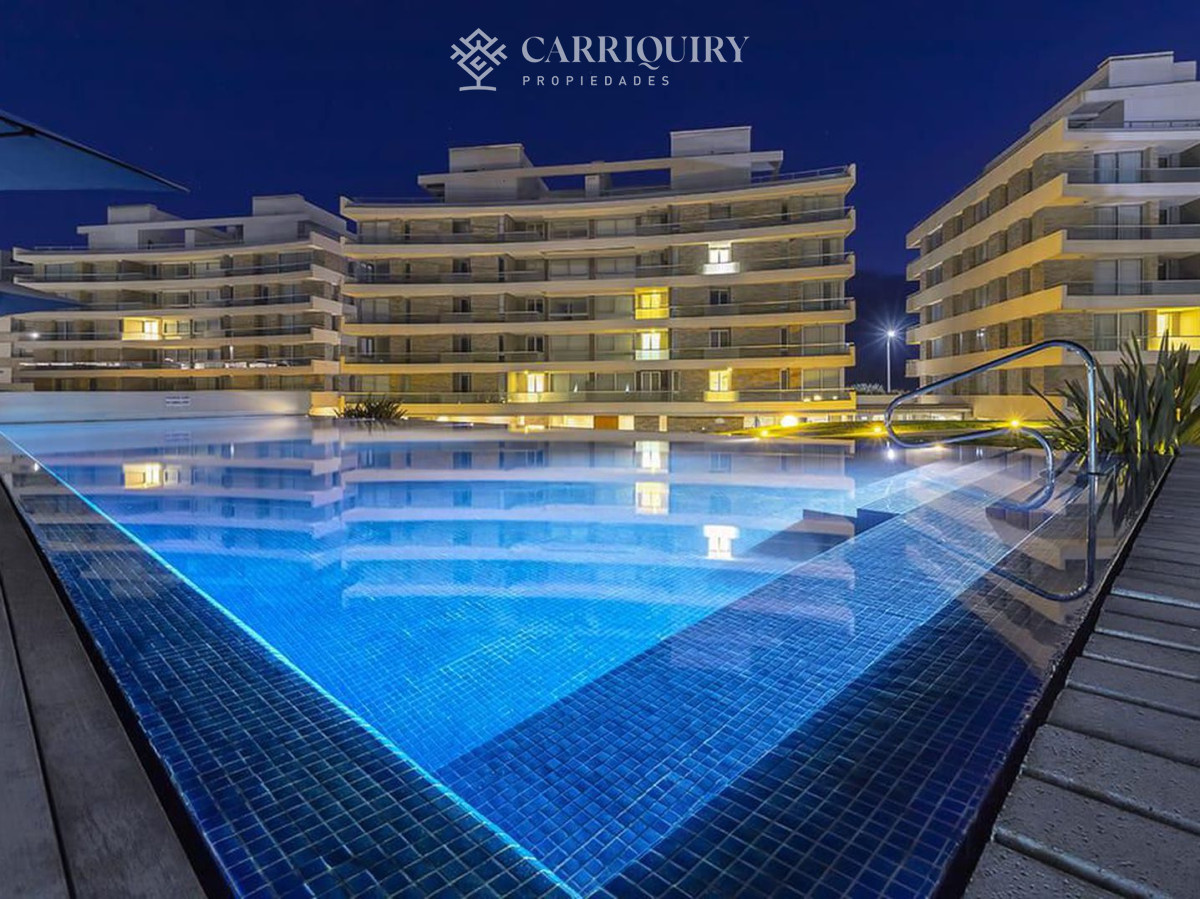 Apartamento ID.7950 - Departamento de 2 suites + depedencia en venta Frente al mar.