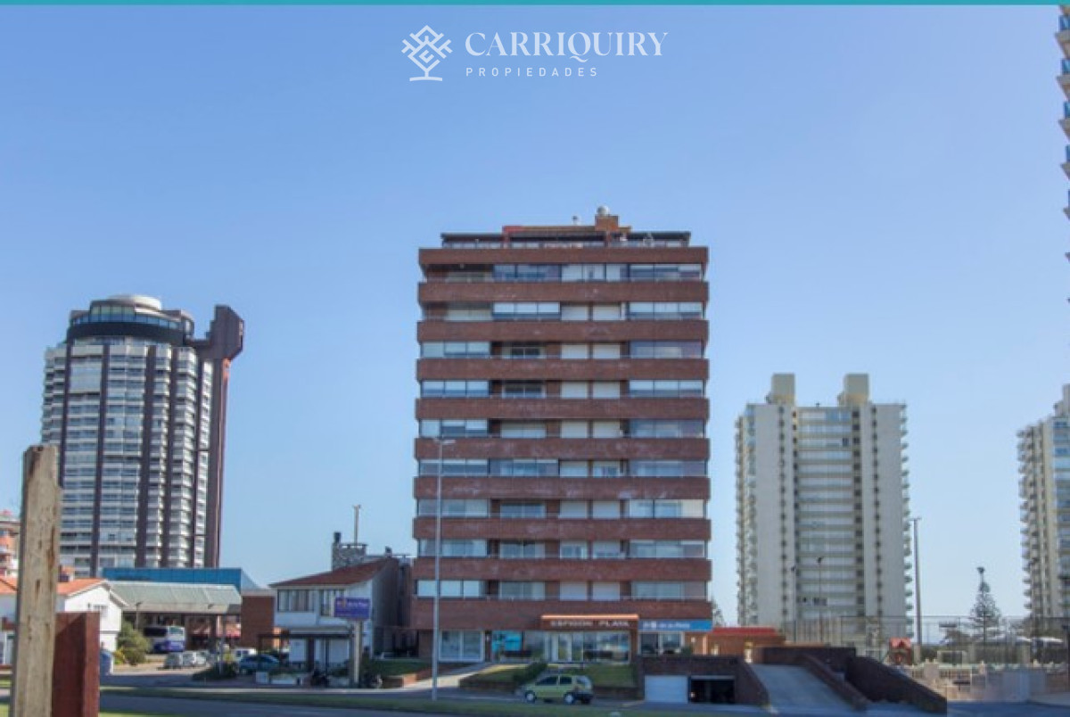 Apartamento ID.10357 - Apartamento de 3 dormitorios en Playa brava
