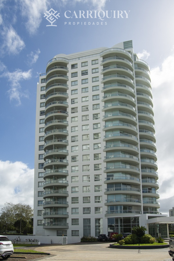 Apartamento ID.10261 - Departamento en venta de 2 dormitorios en Brava, Torre Ocean drive
