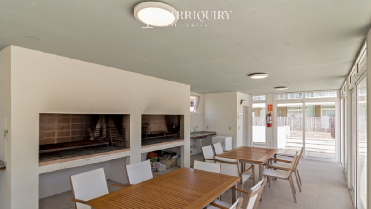 Apartamento ID.8461 - Vende apartamento en playa mansa de 1 dormitorio con parrillero, Punta del Este 