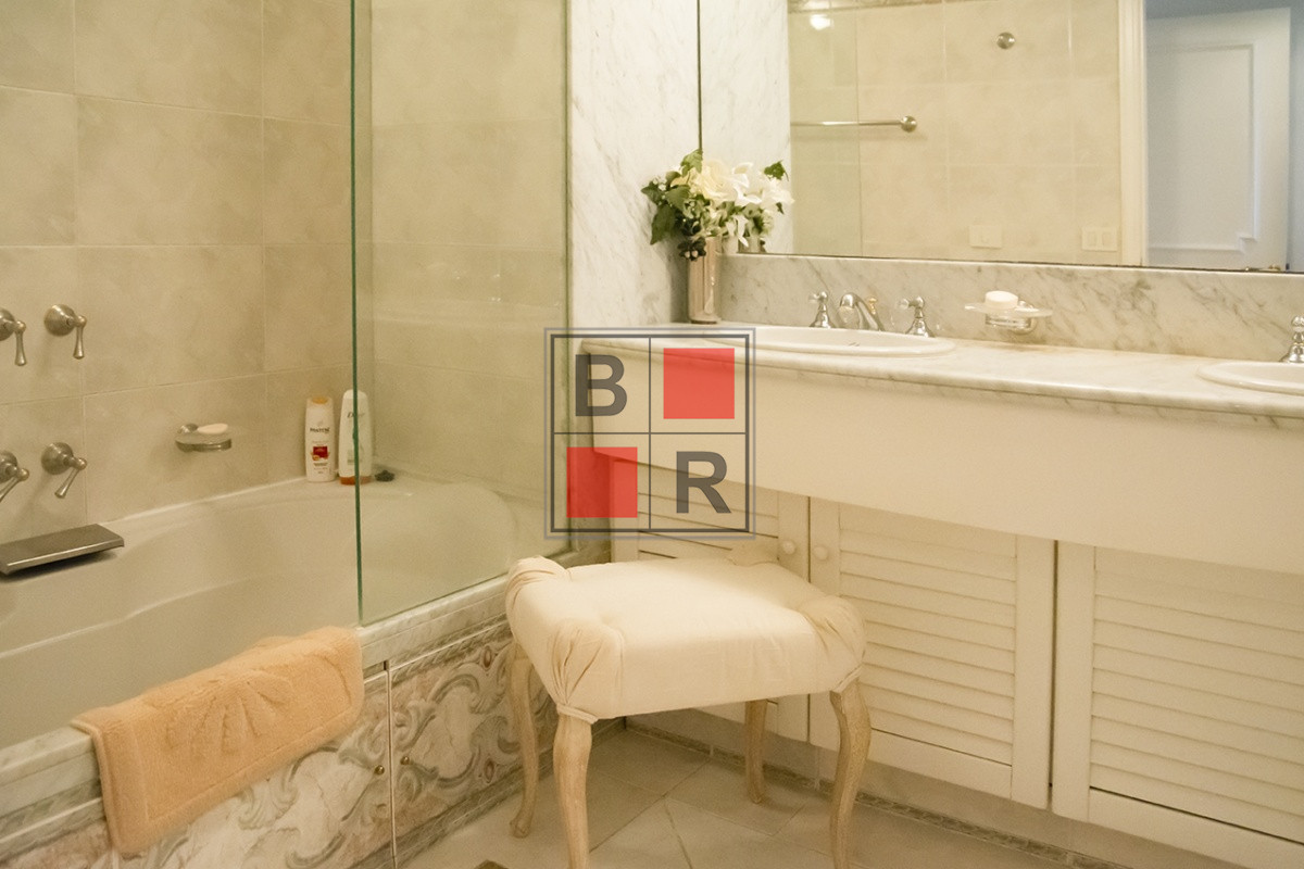 Apartamento ID.434 - VENTA. Espectacular Departamento  con vista al mar, primera fila