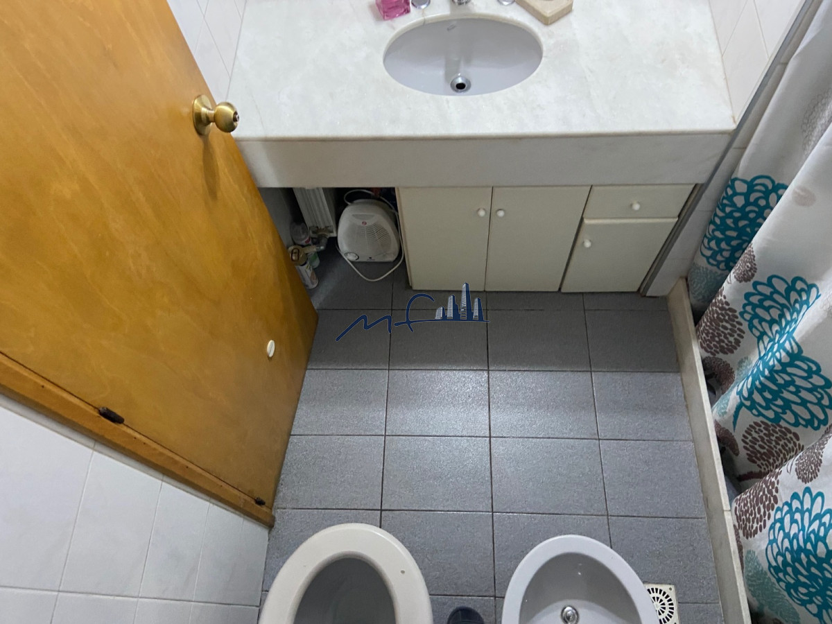Apartamento ID.377 - Venta Apartamento de 2 dormitorios en Punta Carretas a una cuadra del mar