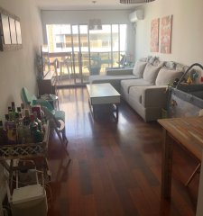 Venta Apartamento de 2 dormitorios en Punta Carretas a una cuadra del mar