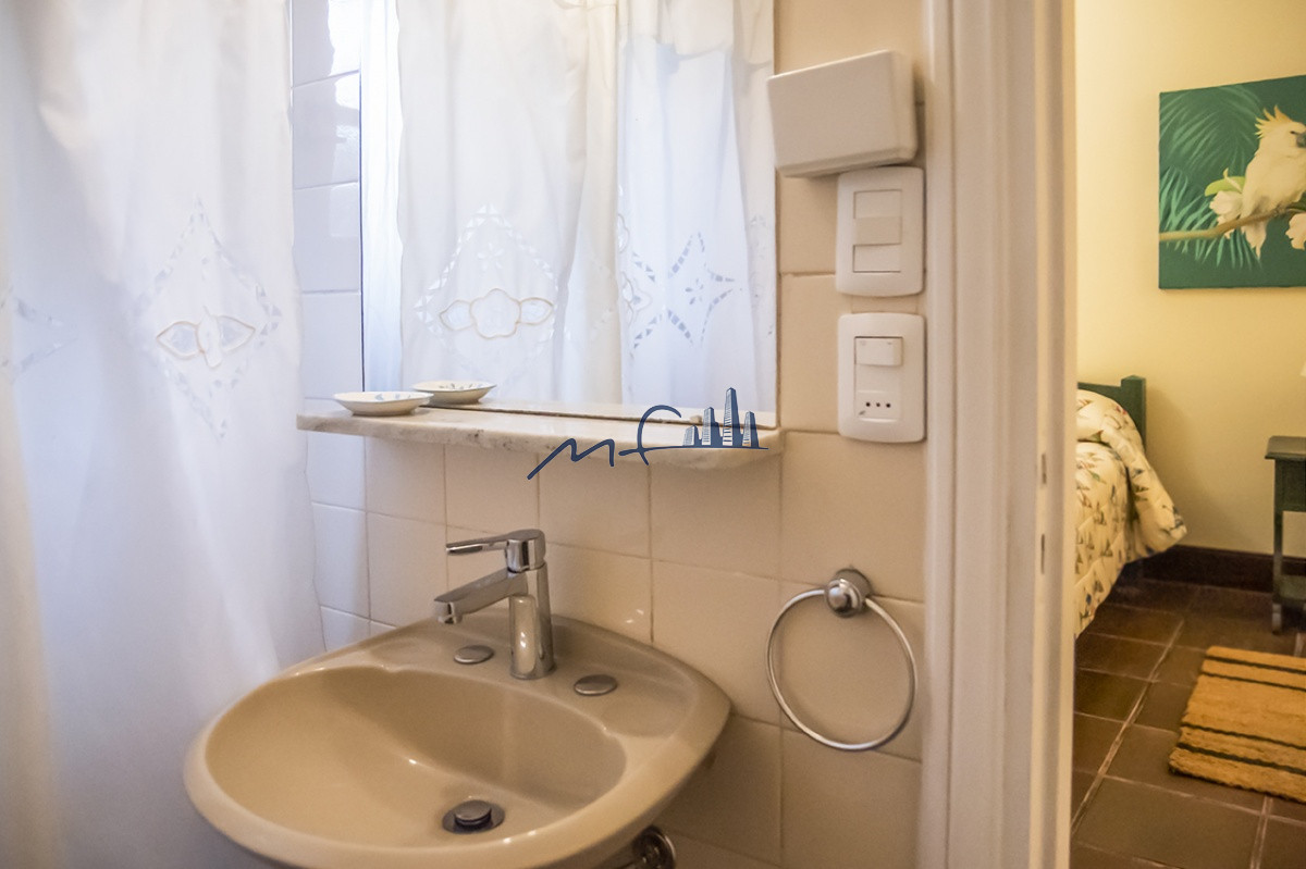 Casa ID.373 - Hermosísima casa en Golf, Punta del Este