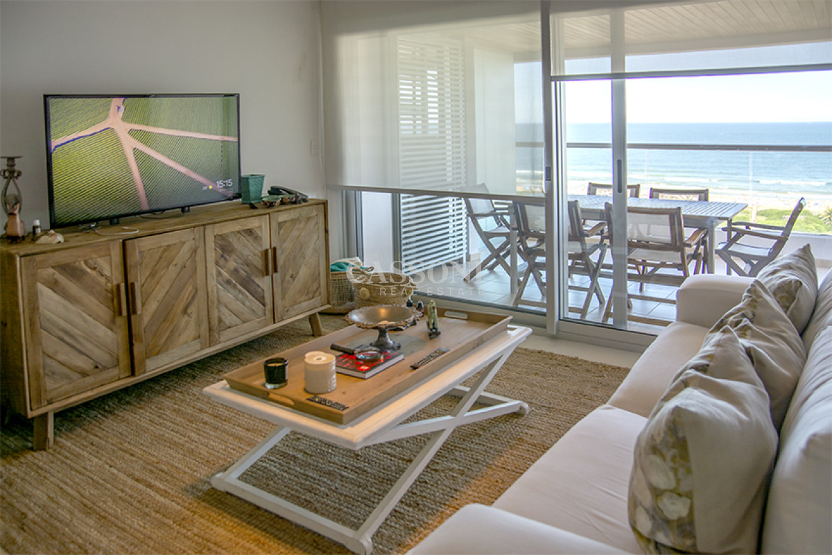 Apartamento ID.4949 - Apartamento en Venta de 3 dormitorios en Playa Brava , Punta del este 