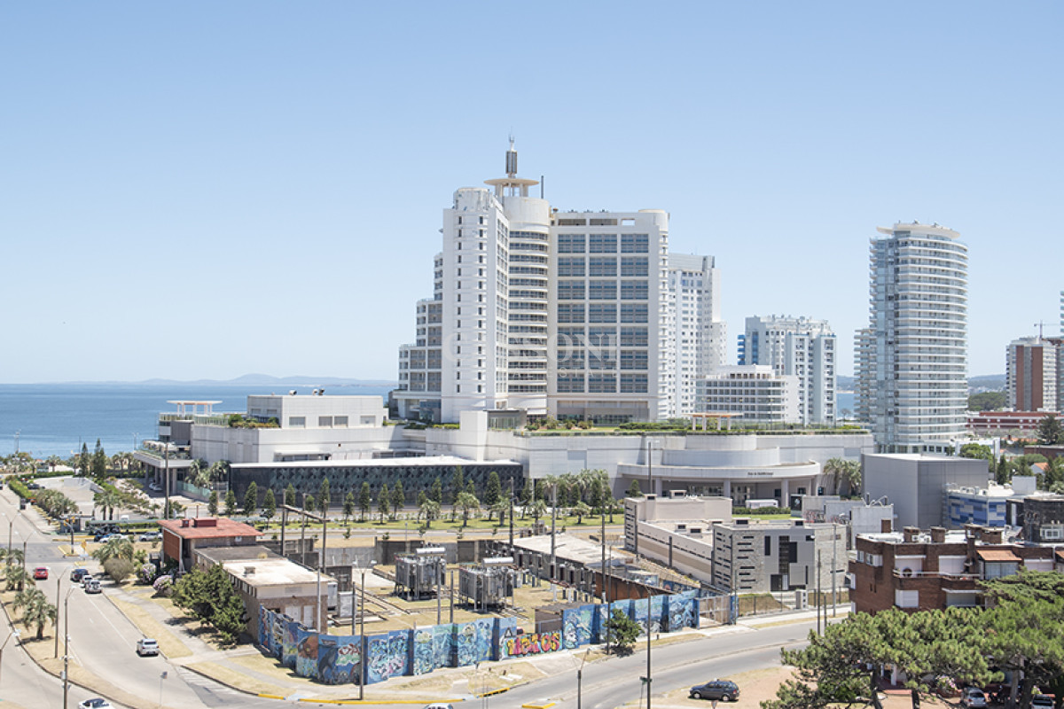 Apartamento ID.2383 - Apartamento a la venta en zona privilegiada 