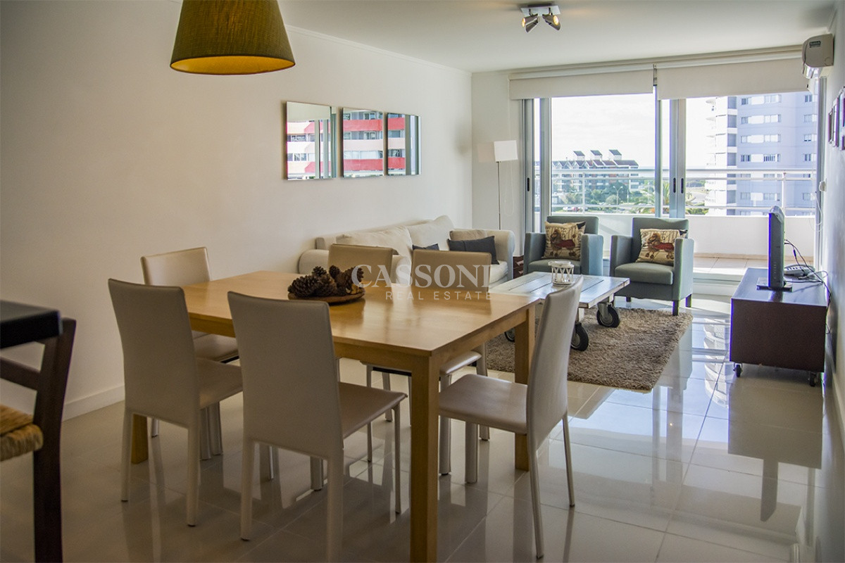 Apartamento ID.2090 - Excelente departamento en venta, 3 dormitroios. Punta del Este