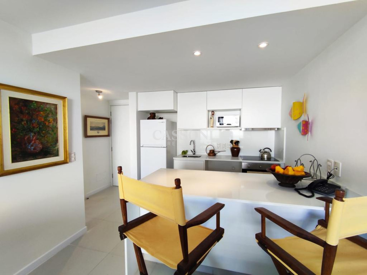 Apartamento ID.2382 - Apartamento de 1 dormitorio, en Mansa, Punta Del Este 