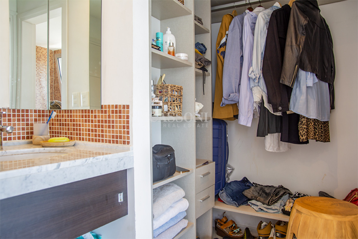 Apartamento ID.4949 - Apartamento en Venta de 3 dormitorios en Playa Brava , Punta del este 