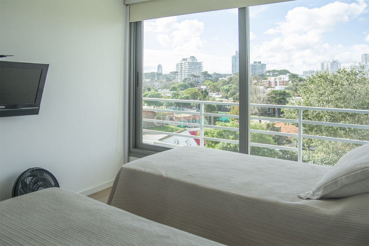 Apartamento ID.1836 - Alexander Boulevard.Departamento de 2 dormitorios, en venta y alquiler.