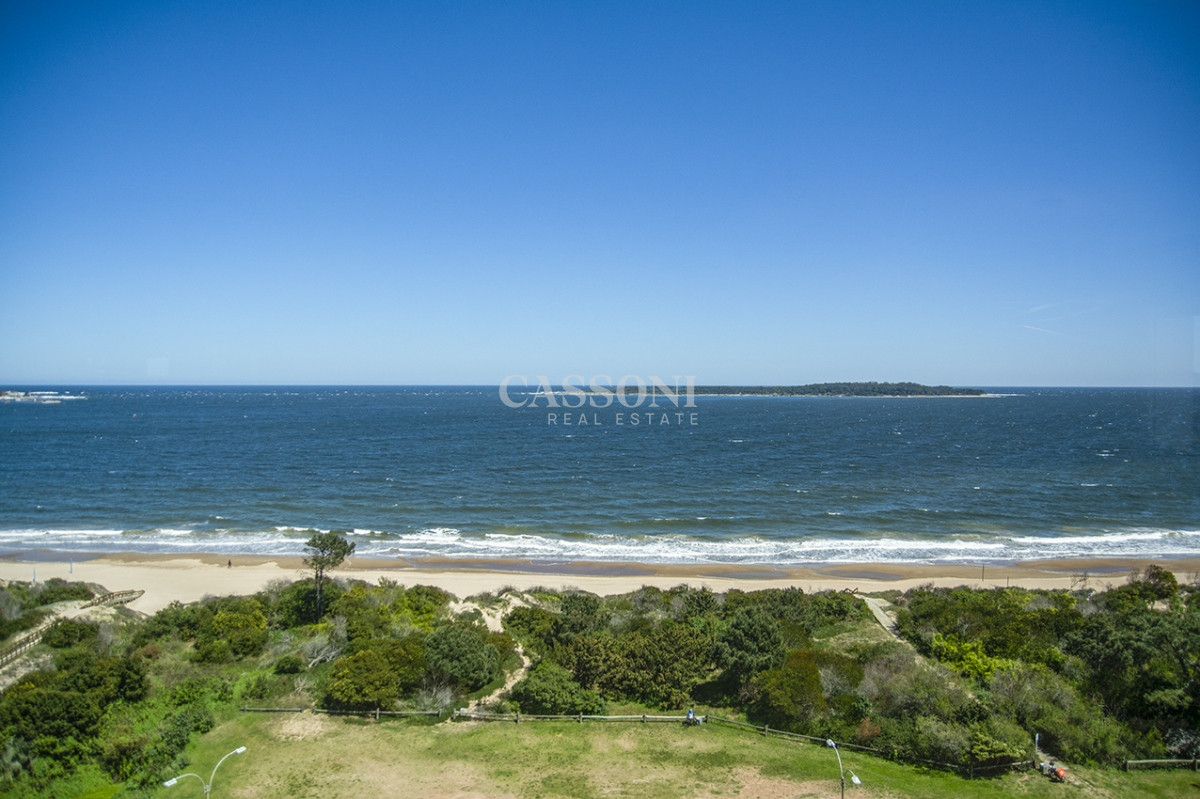Apartamento ID.1996 -  Edificio Tunquelen II, 3 dormitorios mas servicio, playa mansa 