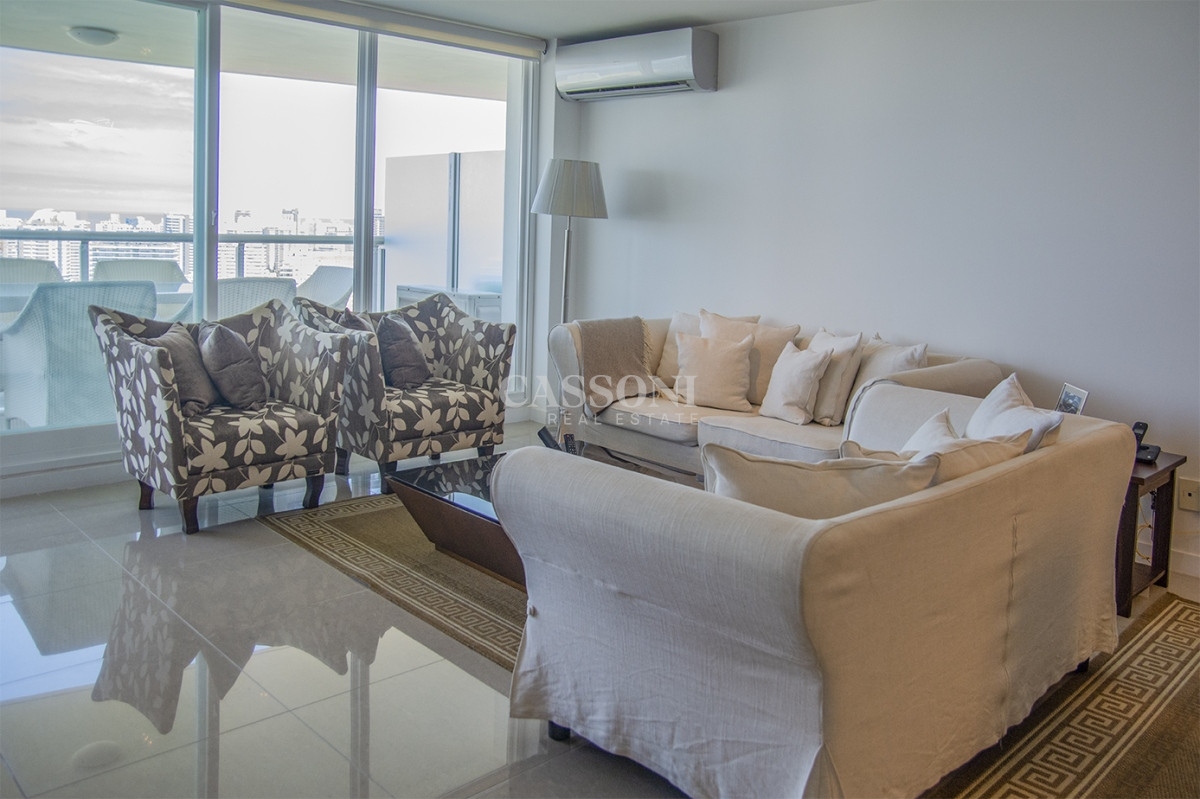 Apartamento ID.4943 - Departartamento de 3 dormitorios en venta en Torre One