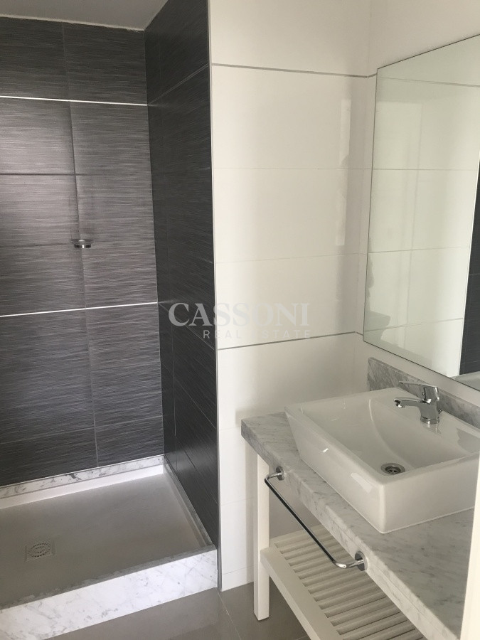 Apartamento ID.8265 - Apartamento en venta, Zona de Playa Brava.