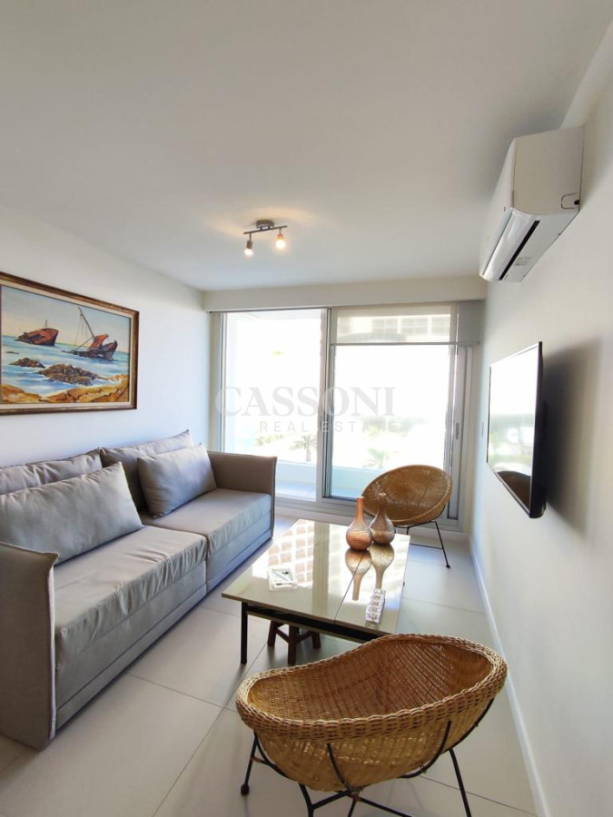 Apartamento ID.2382 - Apartamento de 1 dormitorio, en Mansa, Punta Del Este 