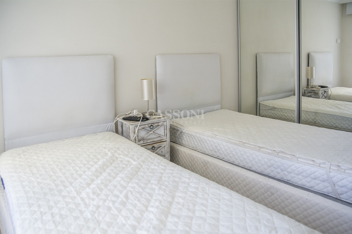 Apartamento ID.2029 - Apartamento de 3 dormitorios en Venta en Ocean Drive , Punta del este , Playa Brava 