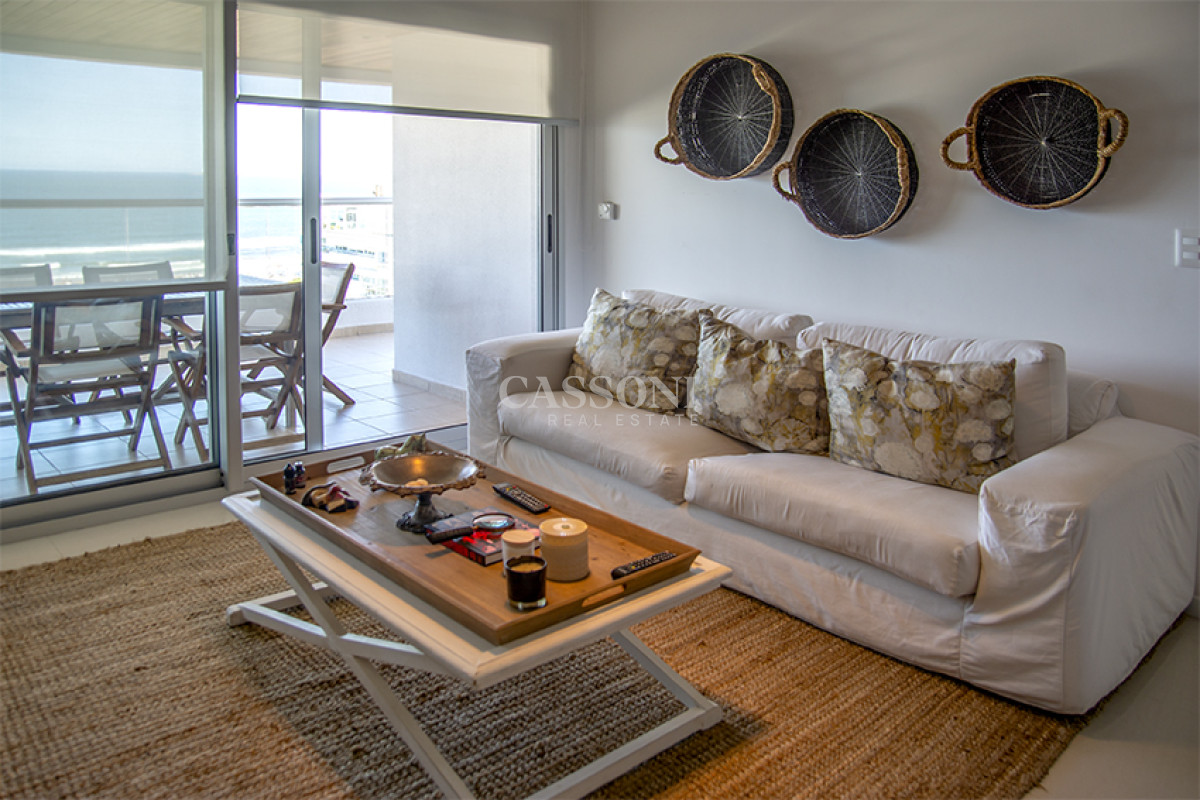 Apartamento ID.4949 - Apartamento en Venta de 3 dormitorios en Playa Brava , Punta del este 