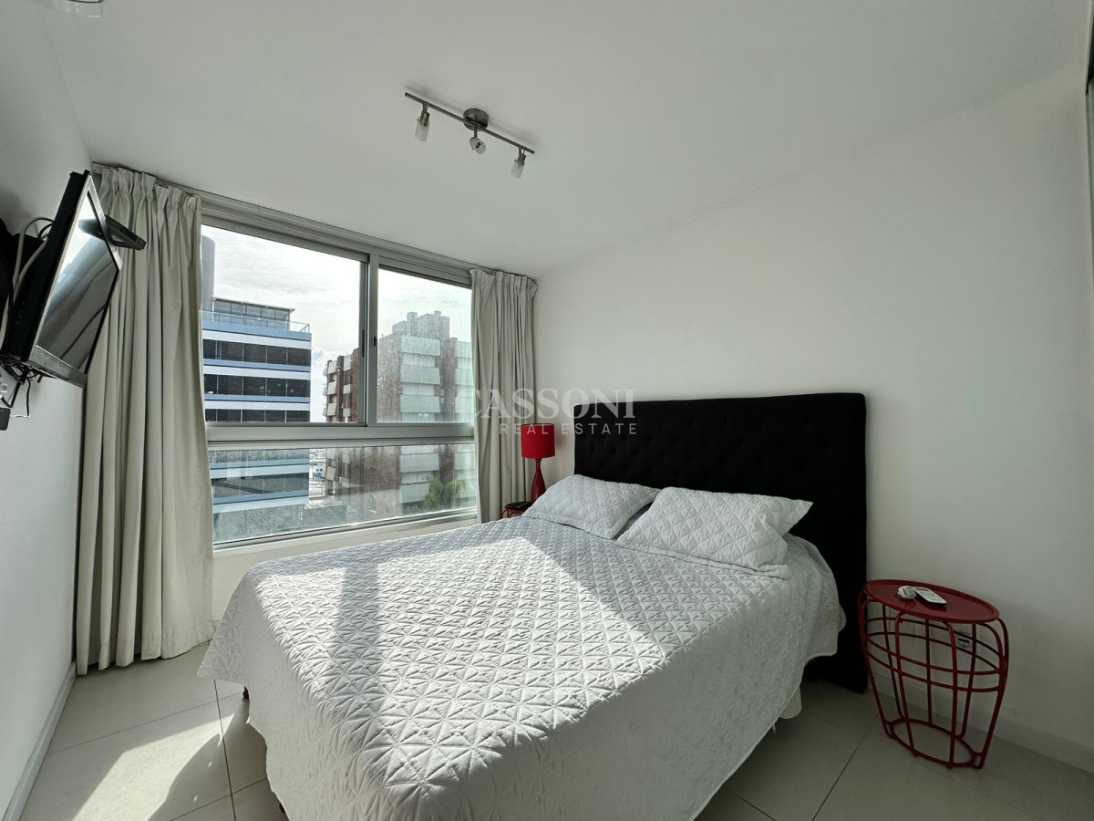 Apartamento ID.2366 - Apartamento de 1 dormitorio en Peninsula , Punta del este 