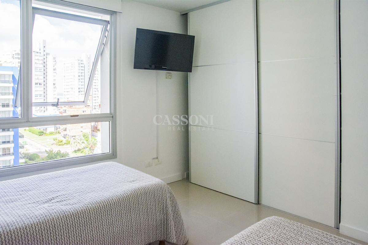 Apartamento ID.2028 - Apartamento en venta de 3 dormitorios en Forest Tower , Punta del este 