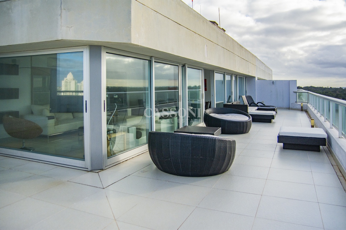Apartamento ID.2273 - Departamento en piso alto, Quartier del Mar, en venta.