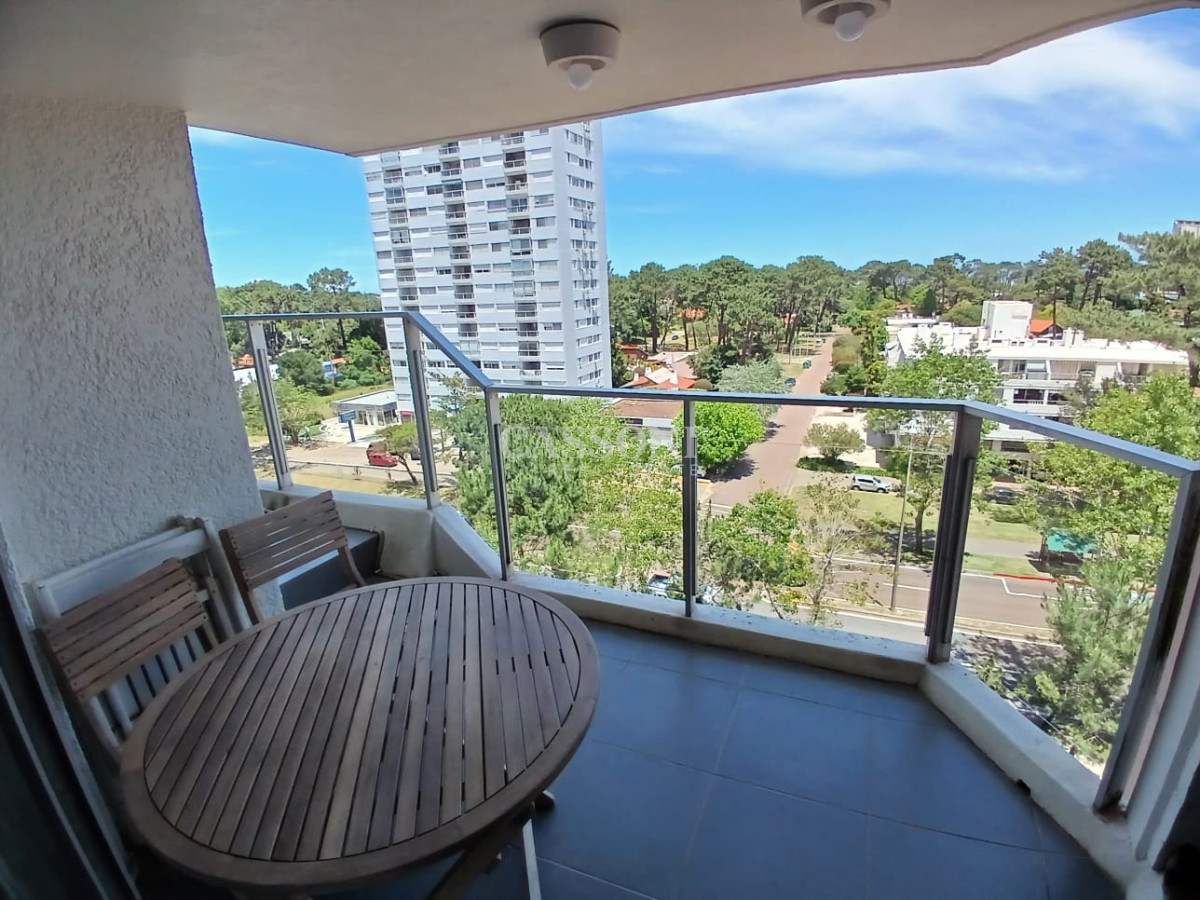 Apartamento ID.1957 - Apartamento en Venta de 2 dormitorios en Torre Marfil , Punta del este , Maldonado 