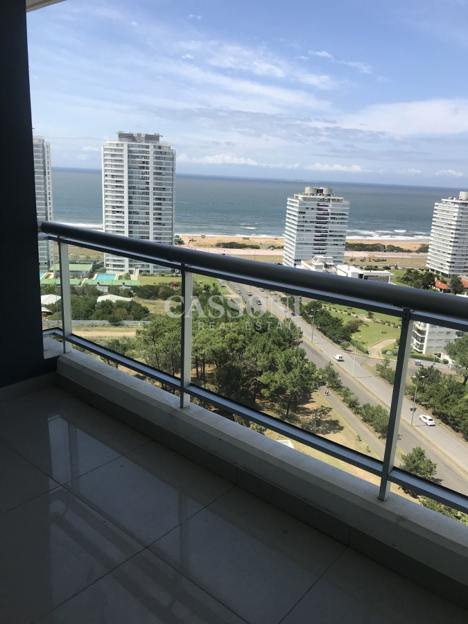 Apartamento ID.1917 - Apartamento en Torre One II. Al frente. unidad de 1 dormitorio en Punta del Este 