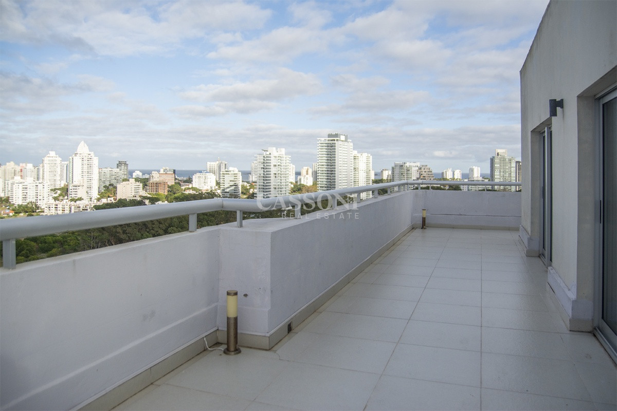 Apartamento ID.2273 - Departamento en piso alto, Quartier del Mar, en venta.