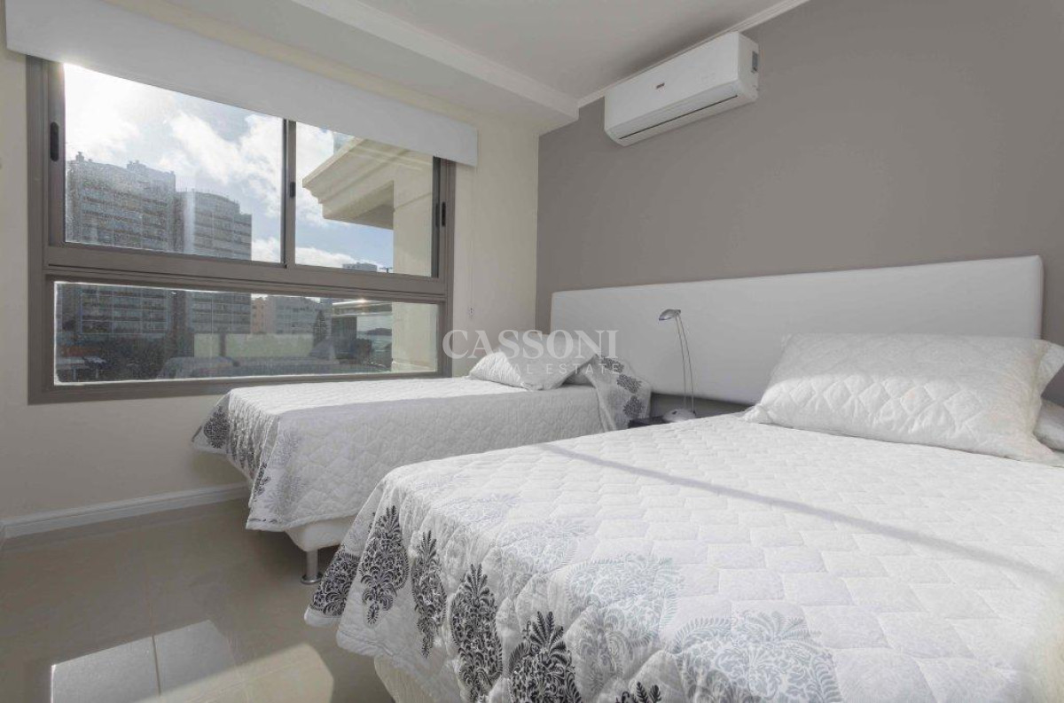 Apartamento ID.4727 - Hermoso Departamento de 2 dormitorios en venta en Torre Imperiale.