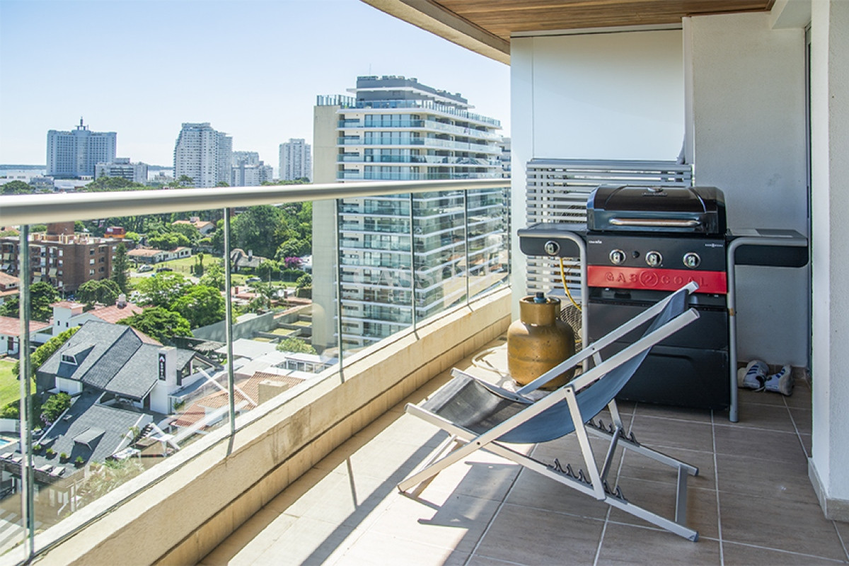 Apartamento ID.4949 - Apartamento en Venta de 3 dormitorios en Playa Brava , Punta del este 