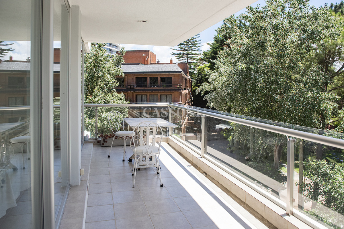 Apartamento ID.1921 - Venta Departamento 2 dormitorios - Brava Punta del Este 