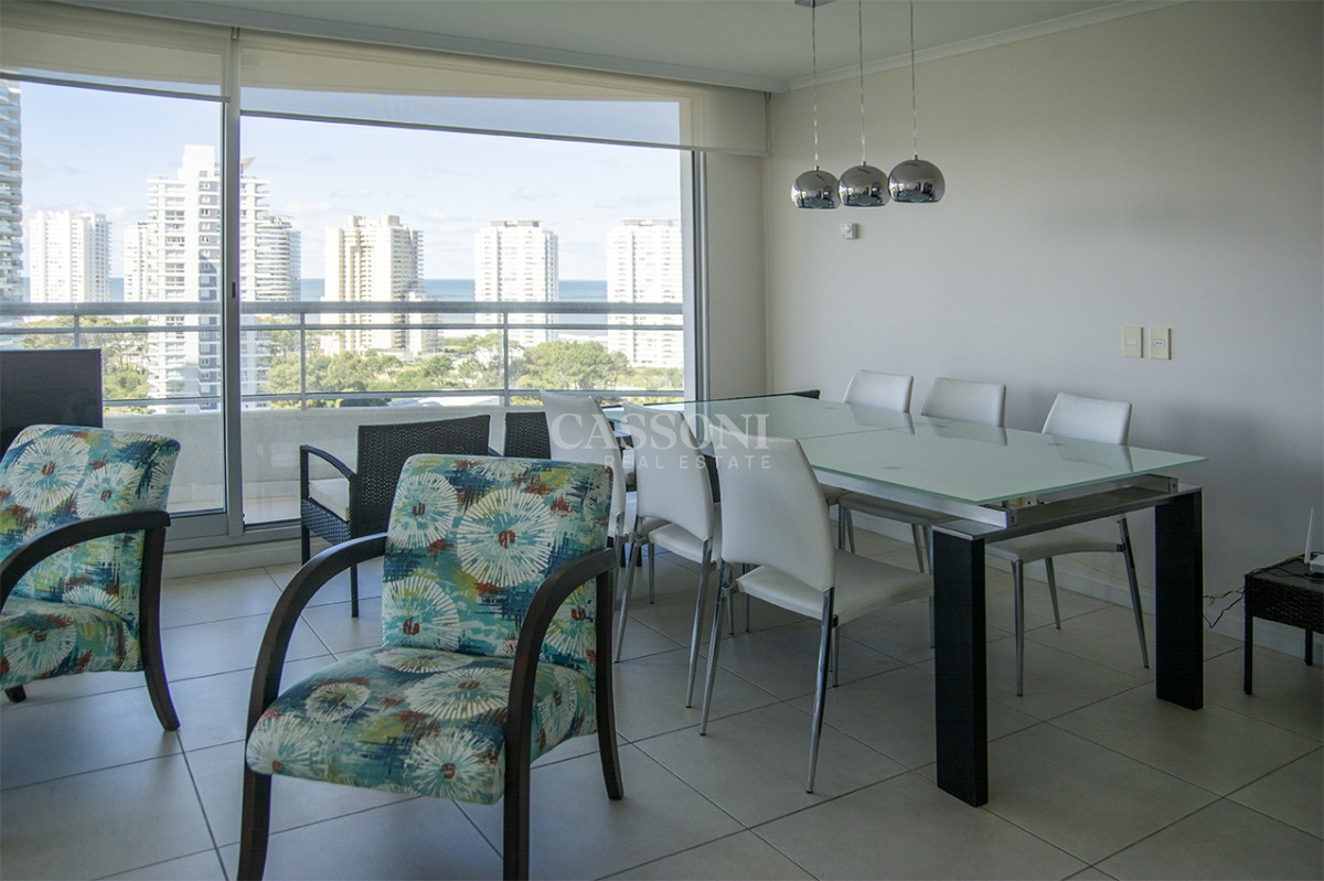 Apartamento ID.2029 - Apartamento de 3 dormitorios en Venta en Ocean Drive , Punta del este , Playa Brava 