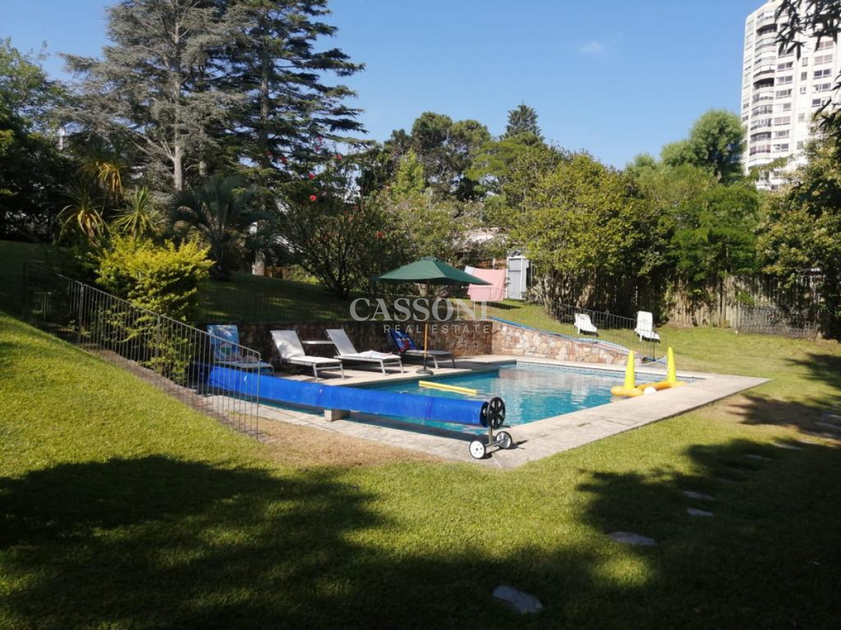Casa ID.4857 - Casa en venta, Oportunidad para desarrollo inmobiliario en Playa Mansa, Punta del Este. 
