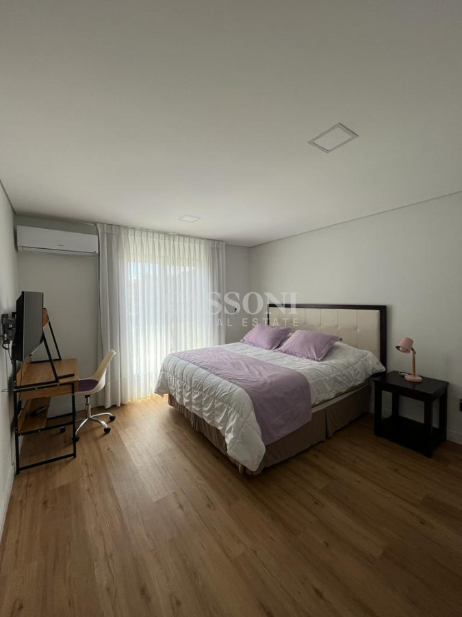 Casa ID.2348 - Casa en Venta en Barrio Privado La Arbolada , Punta del este 