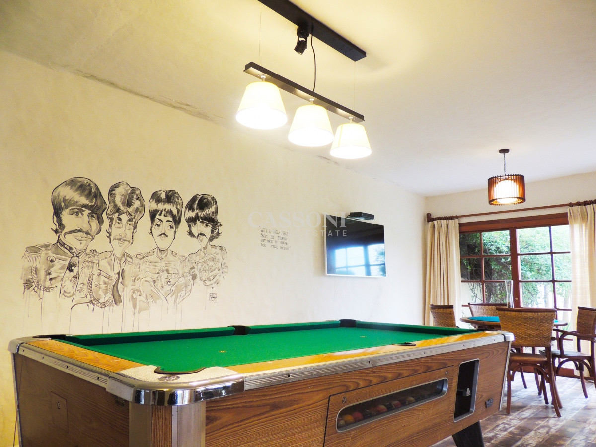 Casa ID.4855 - VENDE CASA DE 4 DORMITORIOS EN EXCELENTE ESTADO, PLAYA MANSA, PUNTA DEL ESTE 