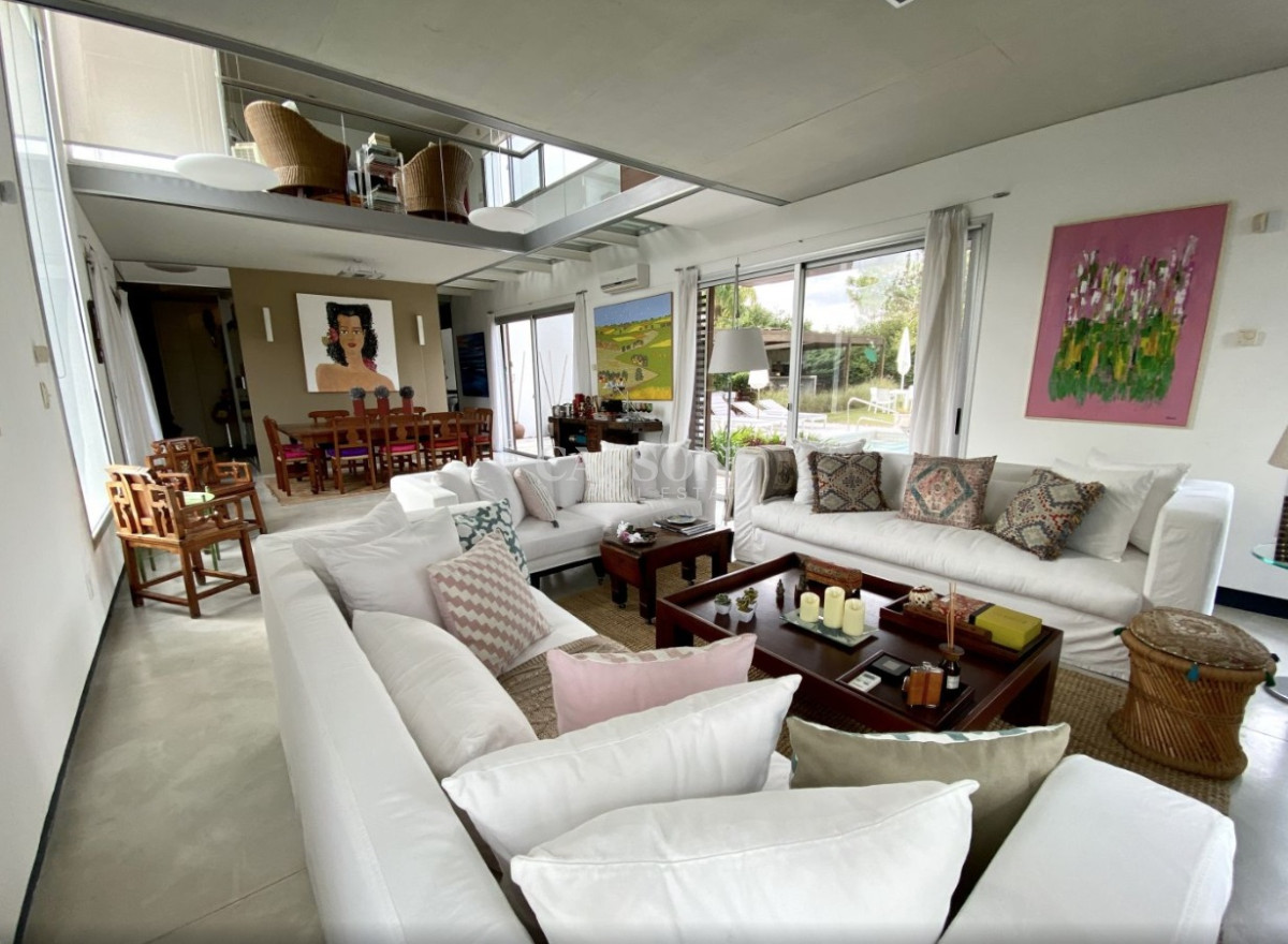 Casa ID.4858 - Casa en venta Rincon del Indio, Punta del este 