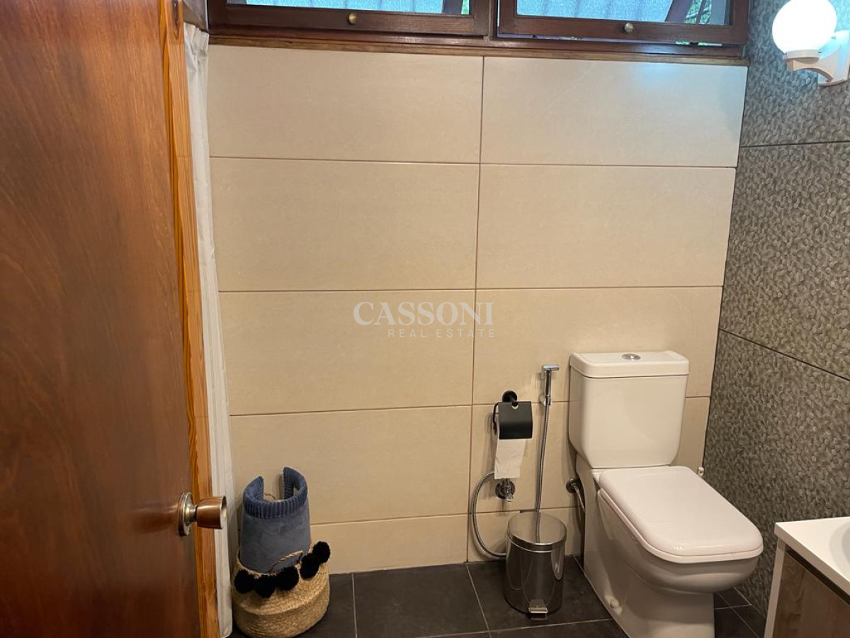 Casa ID.4857 - Casa en venta, Oportunidad para desarrollo inmobiliario en Playa Mansa, Punta del Este. 