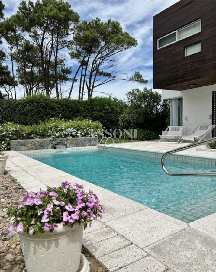 Casa ID.4858 - Casa en venta Rincon del Indio, Punta del este 