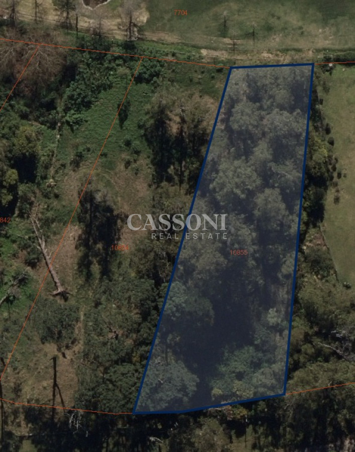 Terreno ID.1148 - Terreno de gran superficie en zona habitada todo el año.